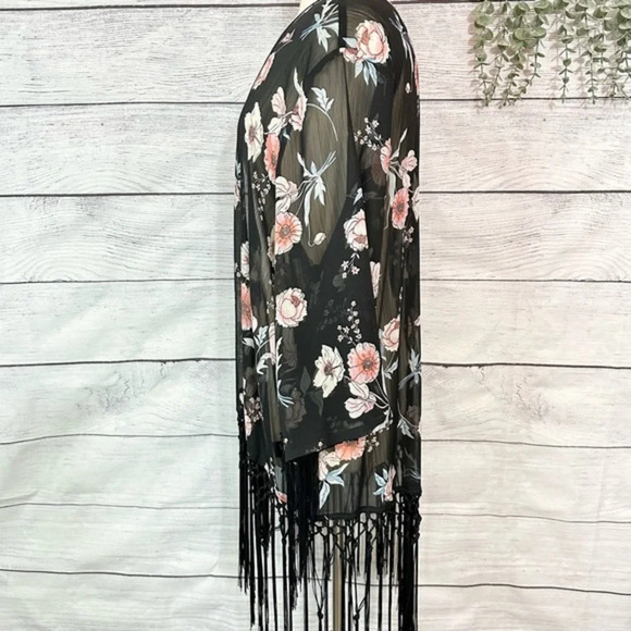Torrid Chiffon Kimono Top Black Floral Print Fringe Open Sheer Plus Size 1X 2X - Picture 6 of 10